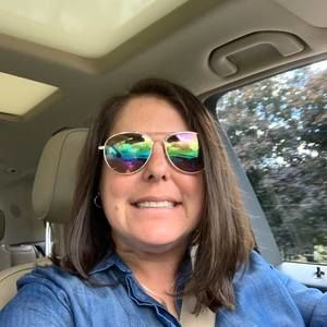 Meet your Posher, Carrie